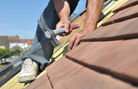 台風・大雪・雹などの自然災害の被災を火災保険で補修するために | リフォームするなら横浜の株式会社R&R.co